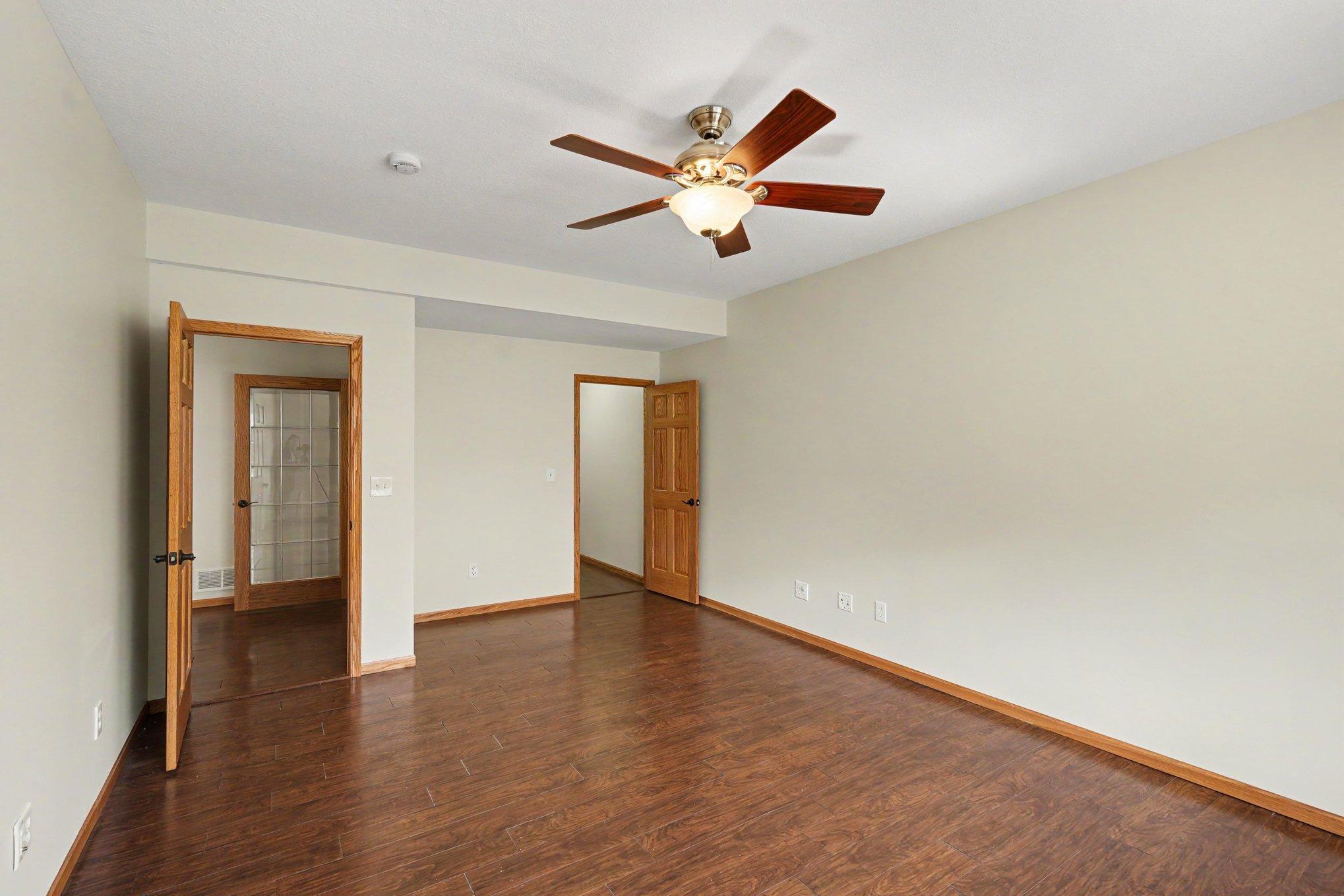 6094 Summit Curve South Cottage Grove, MN 55016 - Photo 38 of 60