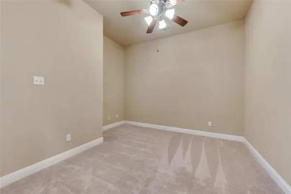 $2,750 | 1003 Brook Hollow Drive, Euless, TX 76039