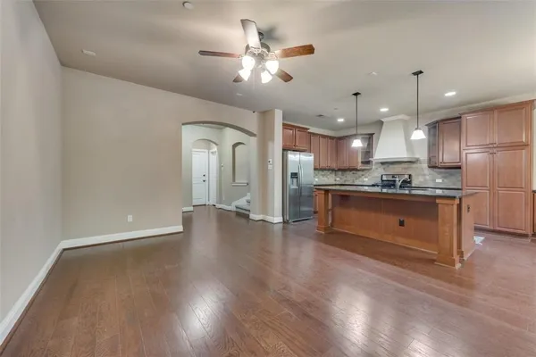 $2,750 | 1003 Brook Hollow Drive, Euless, TX 76039