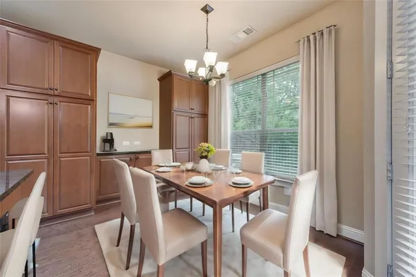 $2,750 | 1003 Brook Hollow Drive, Euless, TX 76039