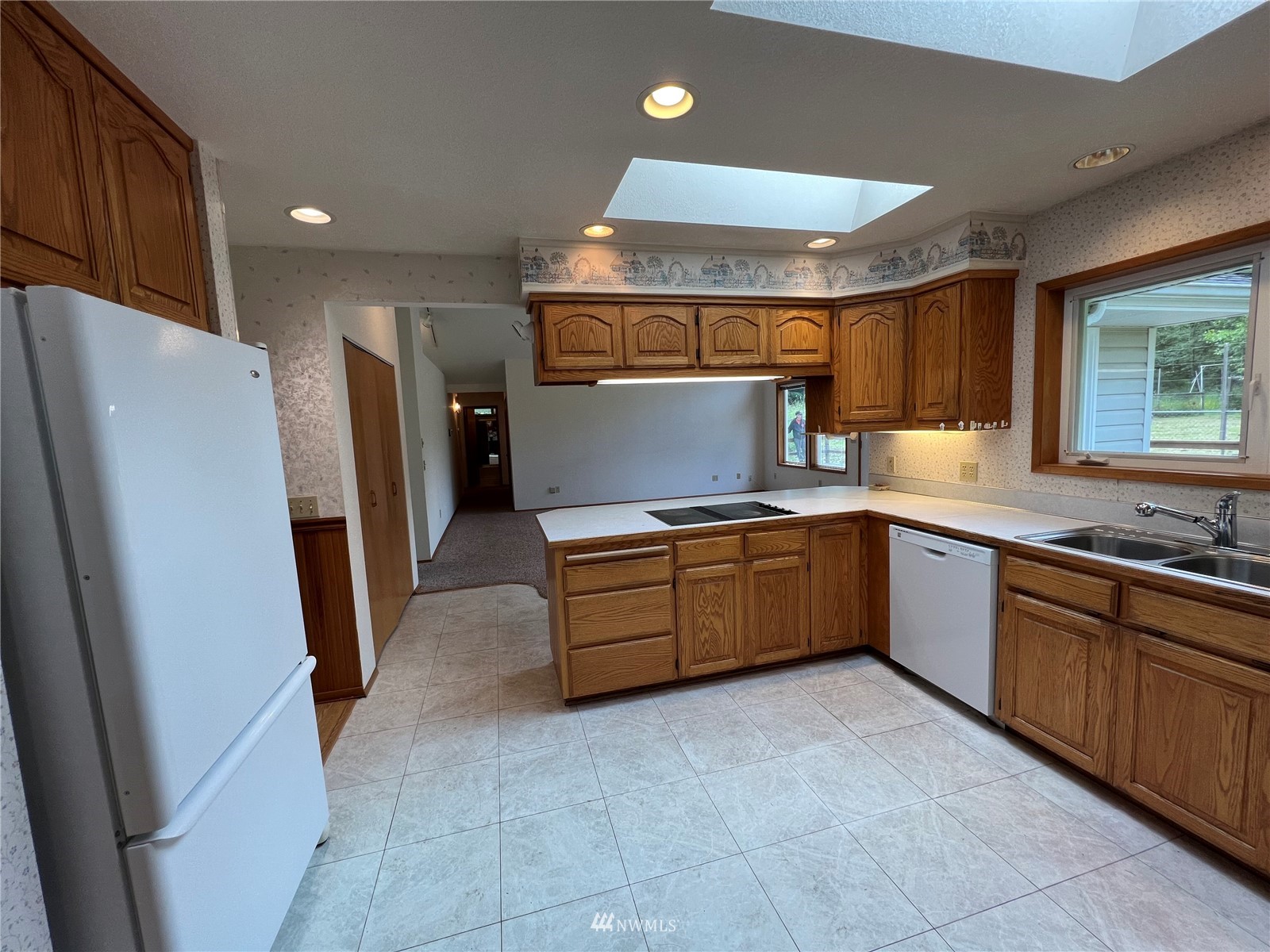 293 Vert Road Port Angeles, WA 98363 - Photo 12 of 36 Gallery Image 12