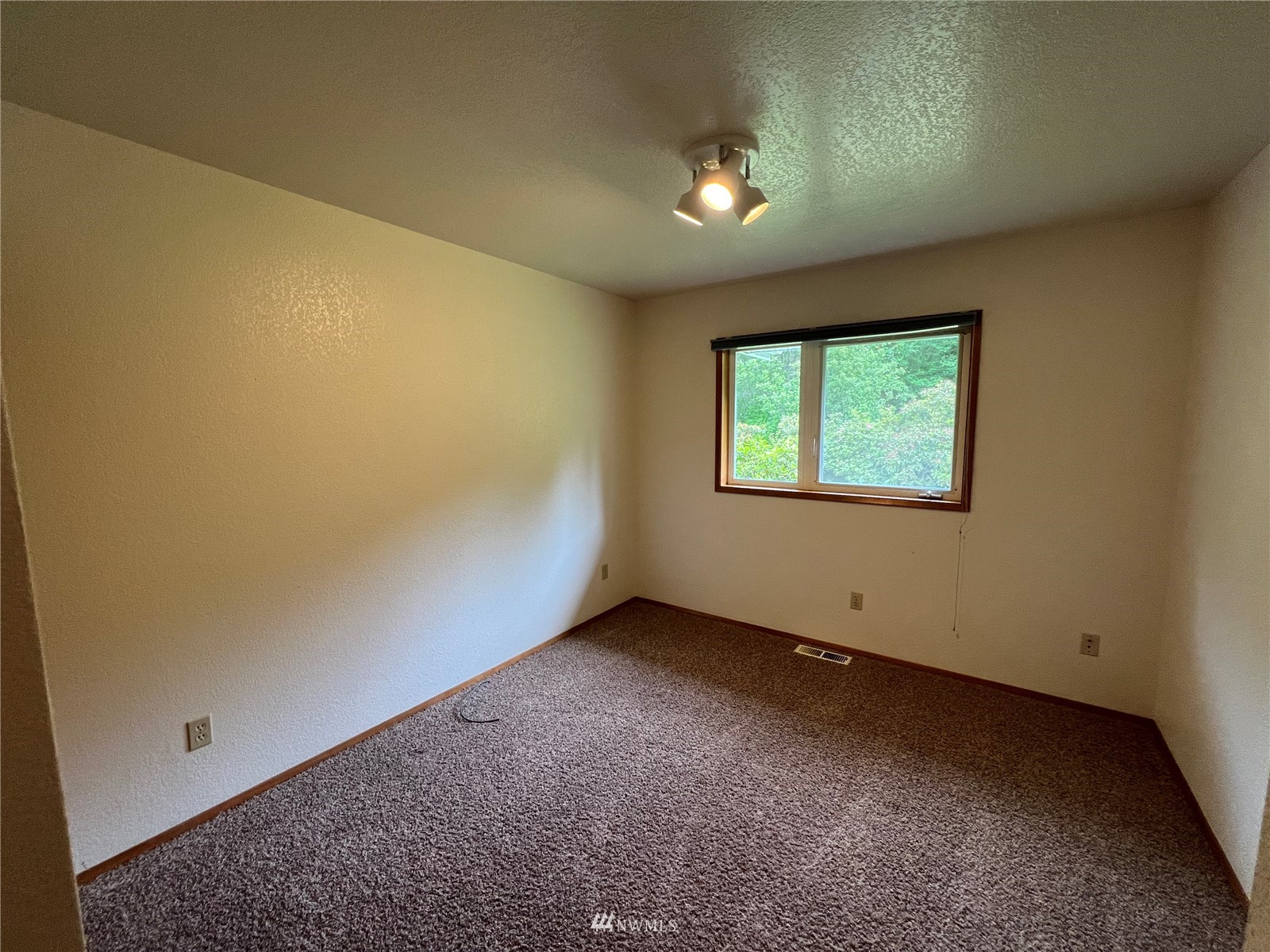 293 Vert Road Port Angeles, WA 98363 - Photo 22 of 36 Gallery Image 22