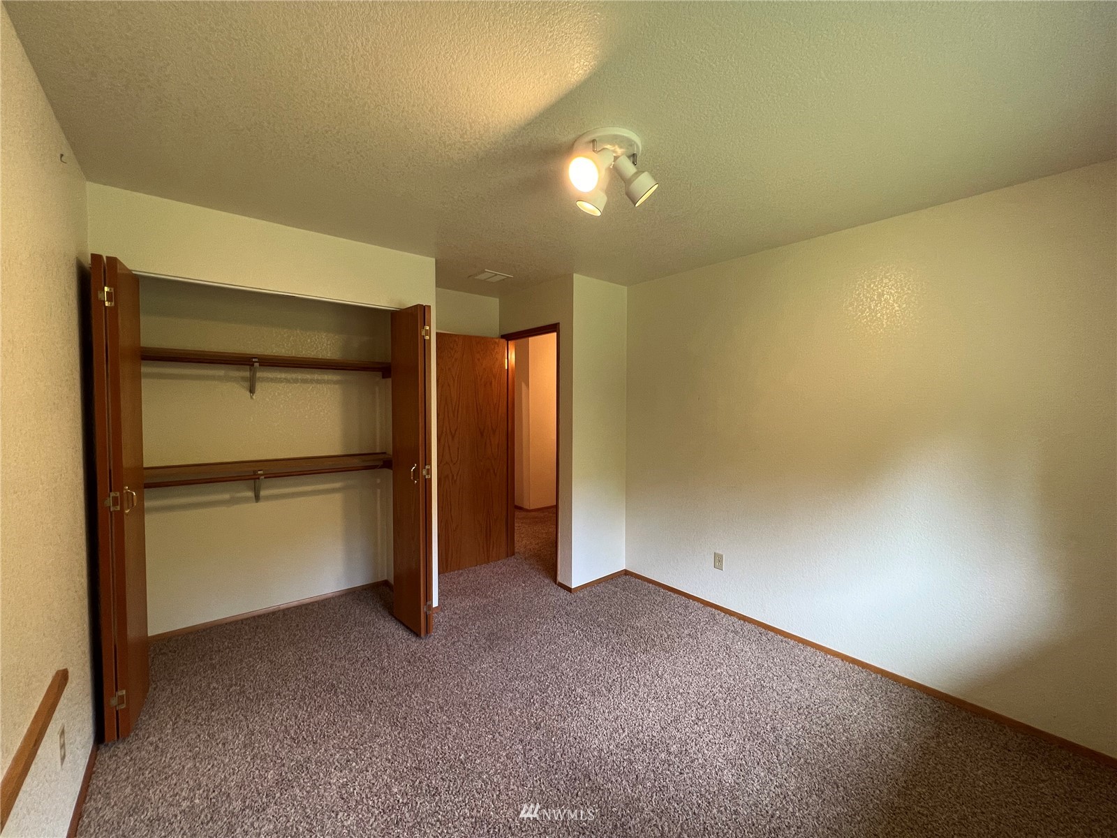 293 Vert Road Port Angeles, WA 98363 - Photo 25 of 36 Gallery Image 25
