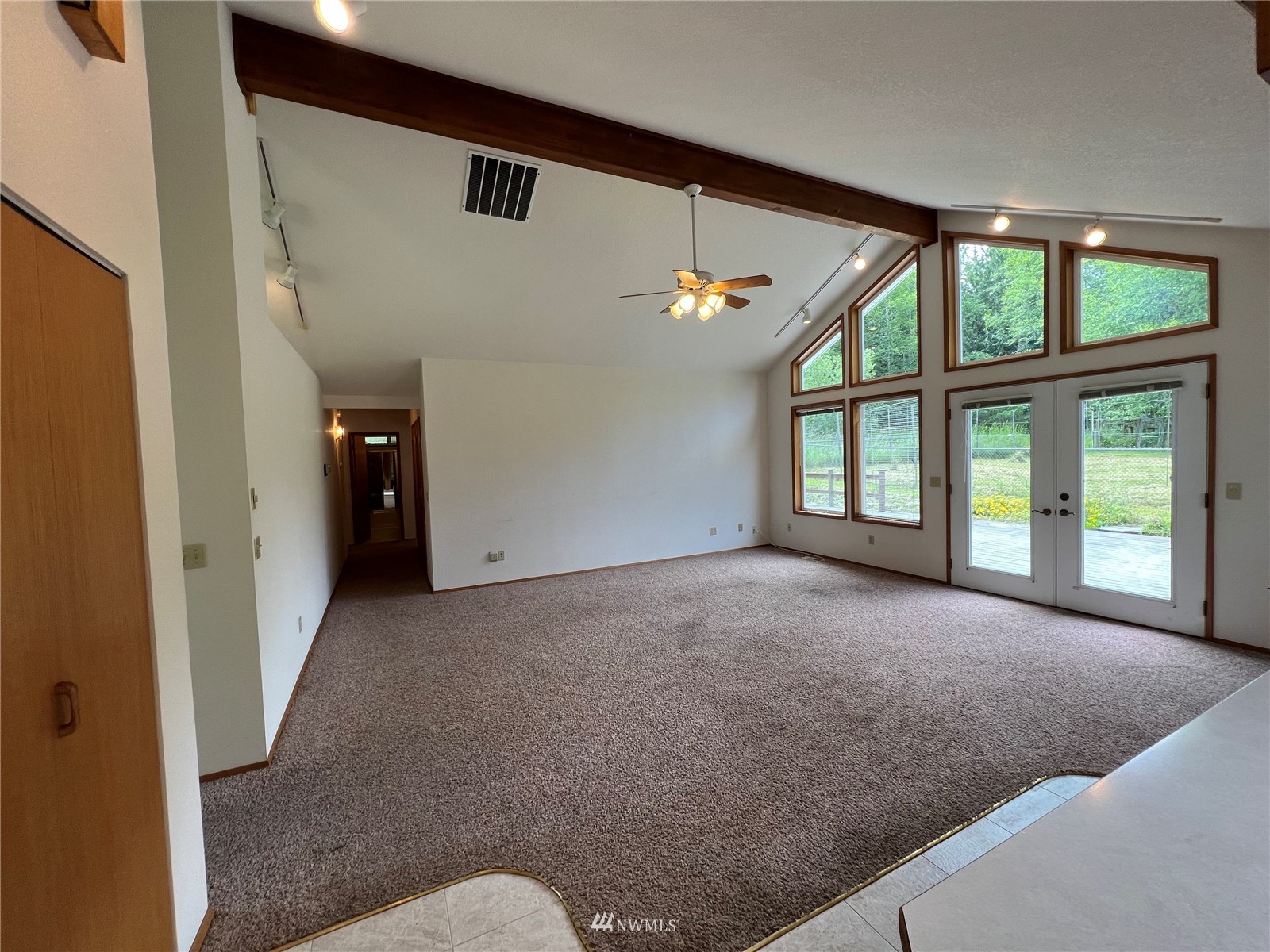 293 Vert Road Port Angeles, WA 98363 - Photo 8 of 36 Gallery Image 8