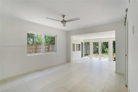 $9,500 | 550 West 49th Street, Miami Beach, FL 33140