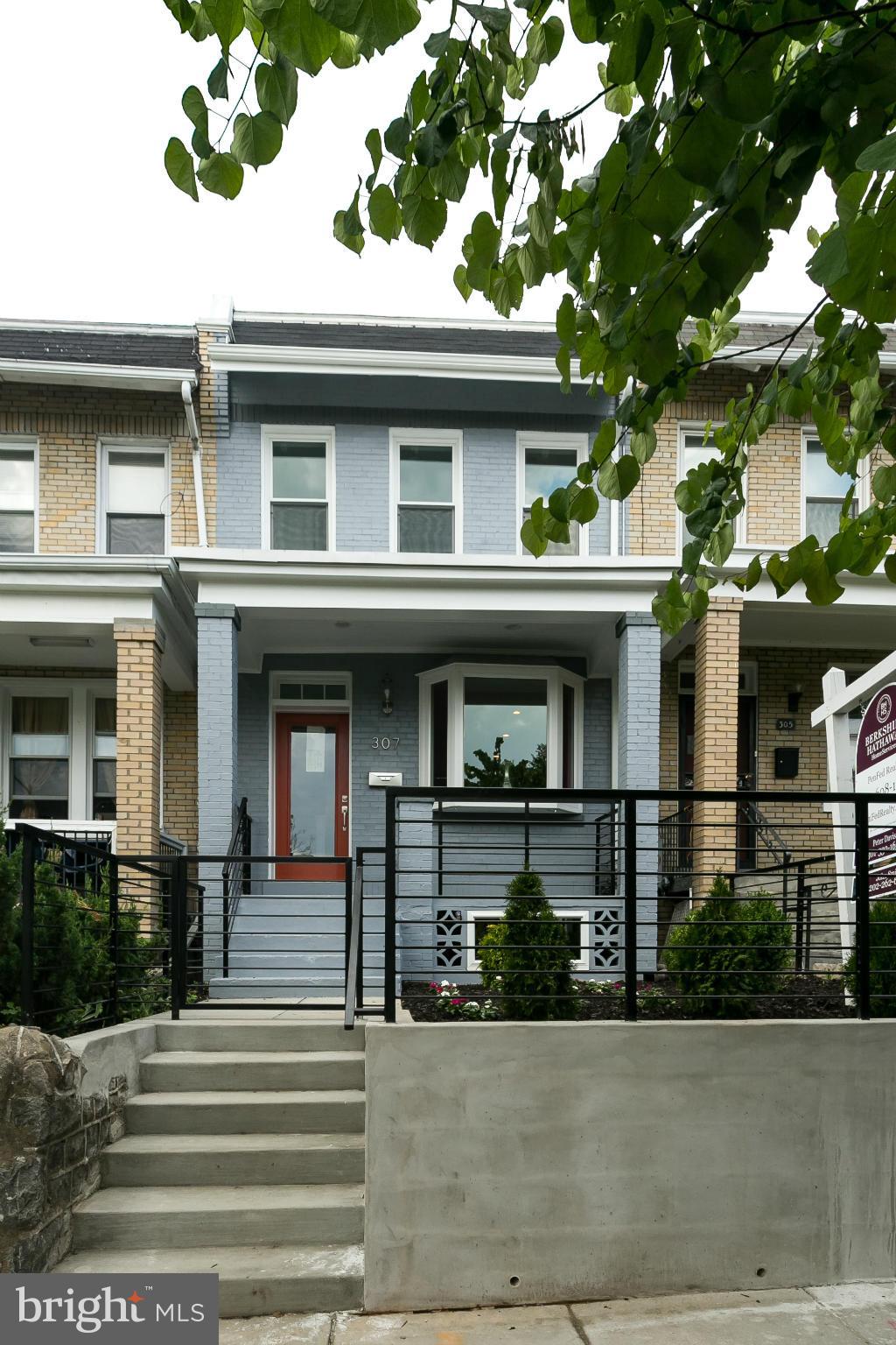 Exterior (Front)