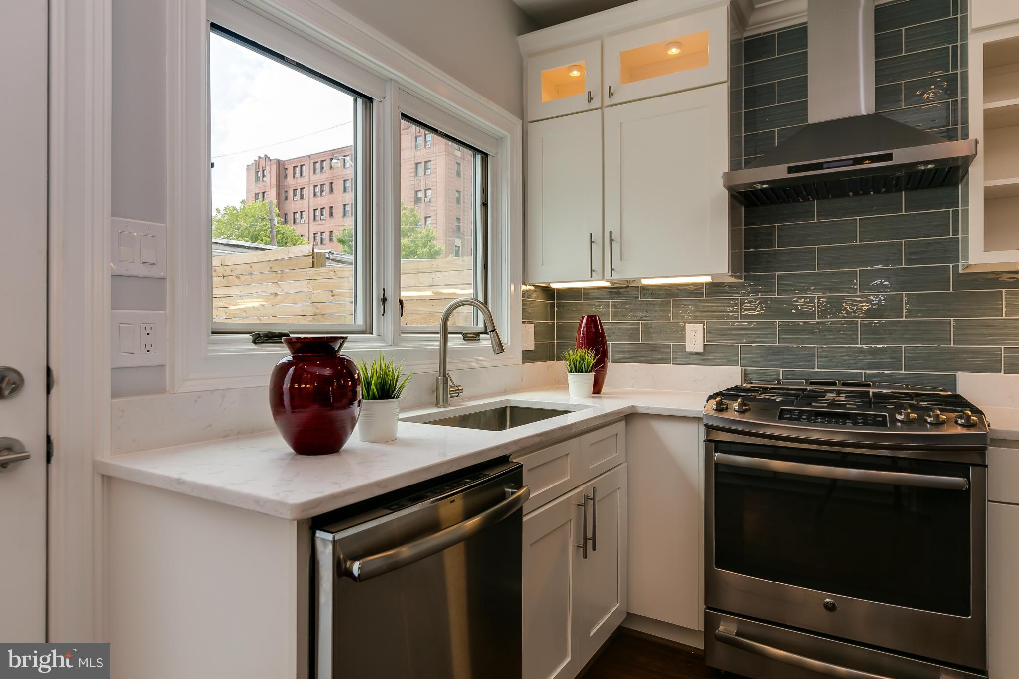 307 Adams Street Northeast Washington, DC 20002 - Photo 11 of 30 Kitchen
