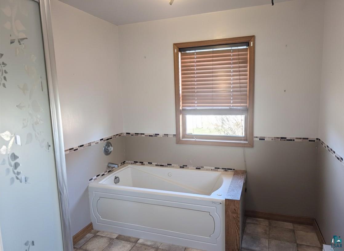 3713 East 3rd Street Superior, WI 54880 - Photo 15 of 29