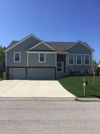 $419,000 | 3808 Southwest Mcdanial Avenue, Blue Springs, MO 64015