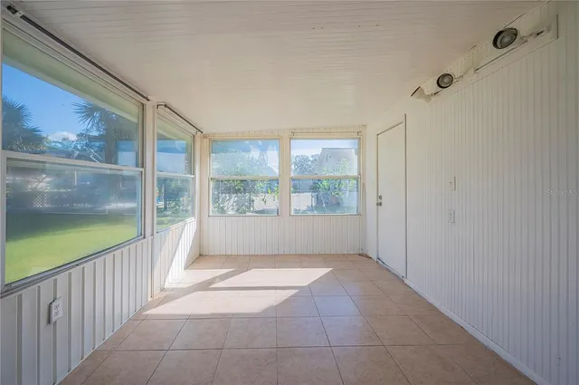 $220,000 | 2318 Golfview Street, Lakeland, FL 33801