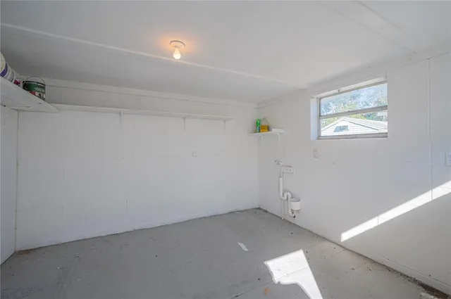 $220,000 | 2318 Golfview Street, Lakeland, FL 33801