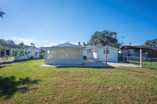 $220,000 | 2318 Golfview Street, Lakeland, FL 33801