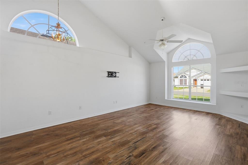 3374 Hamlet Loop Winter Park, FL 32792 - Photo 13 of 42