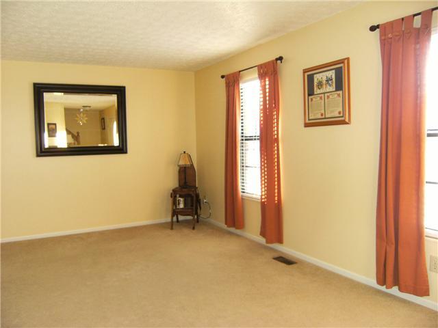 376 Old Ranch Court Galloway, OH 43119 - Photo 4 of 18