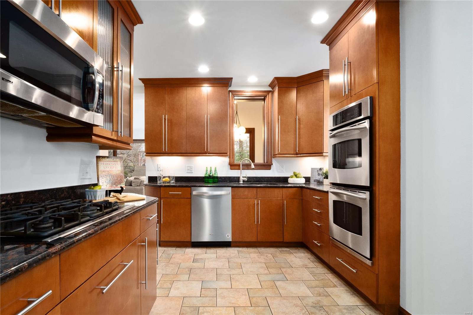 54 Broadview Drive Clayton, MO 63105 - Photo 12 of 38