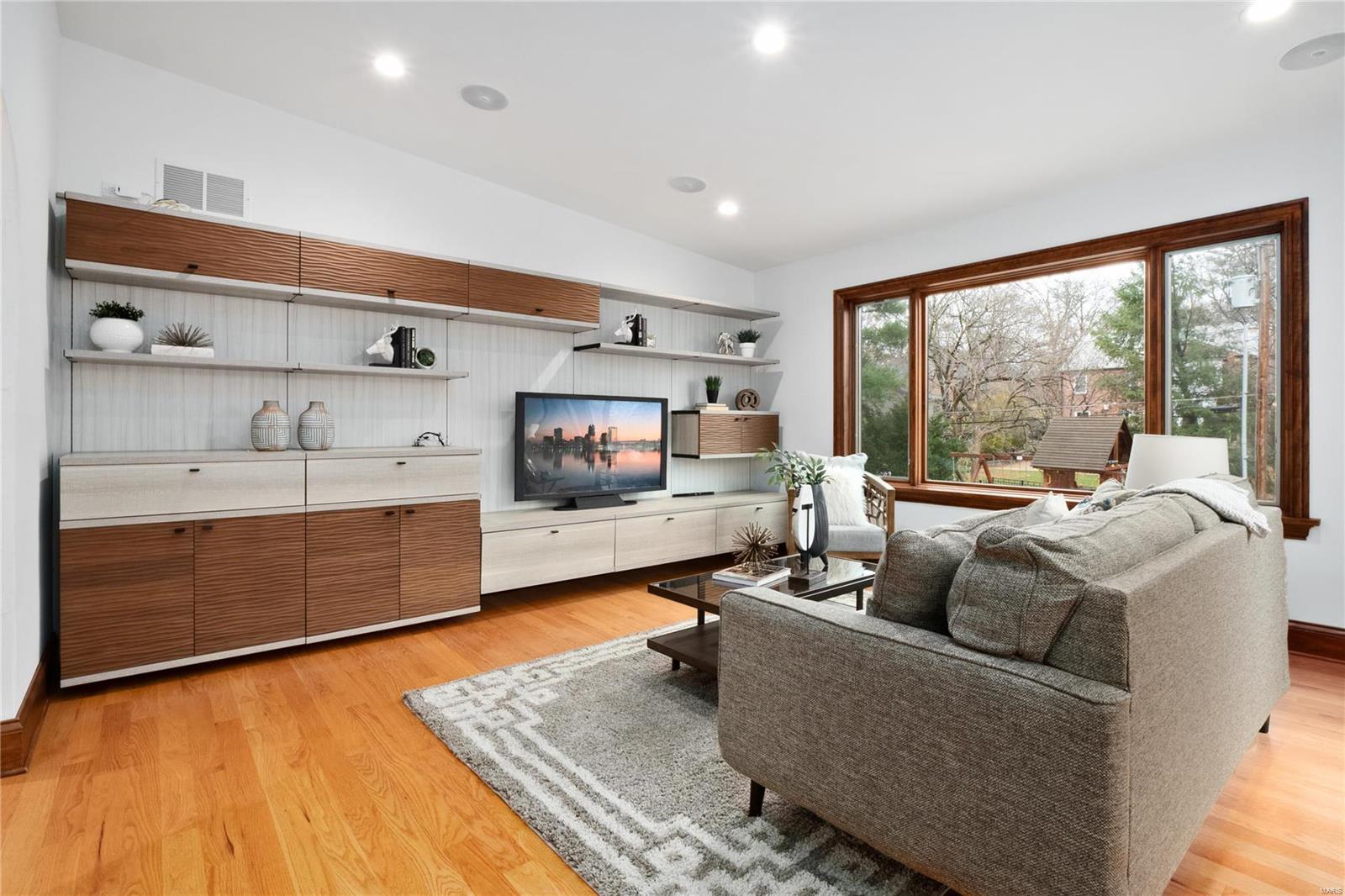 54 Broadview Drive Clayton, MO 63105 - Photo 16 of 38