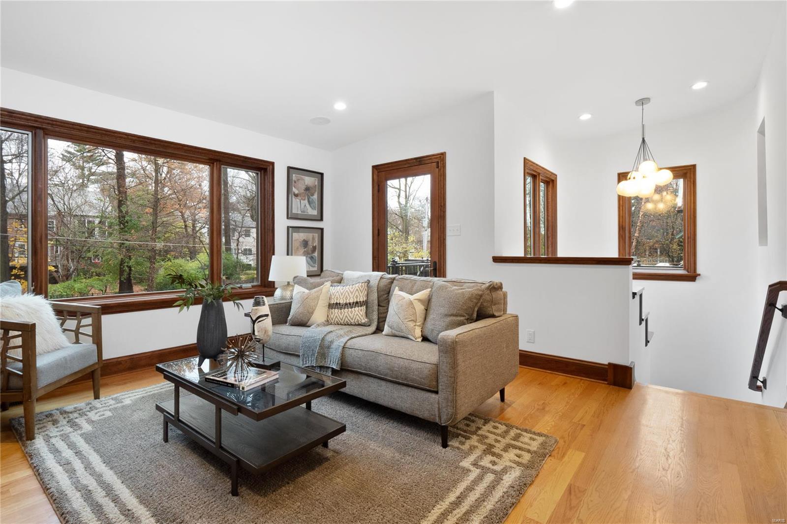 54 Broadview Drive Clayton, MO 63105 - Photo 17 of 38