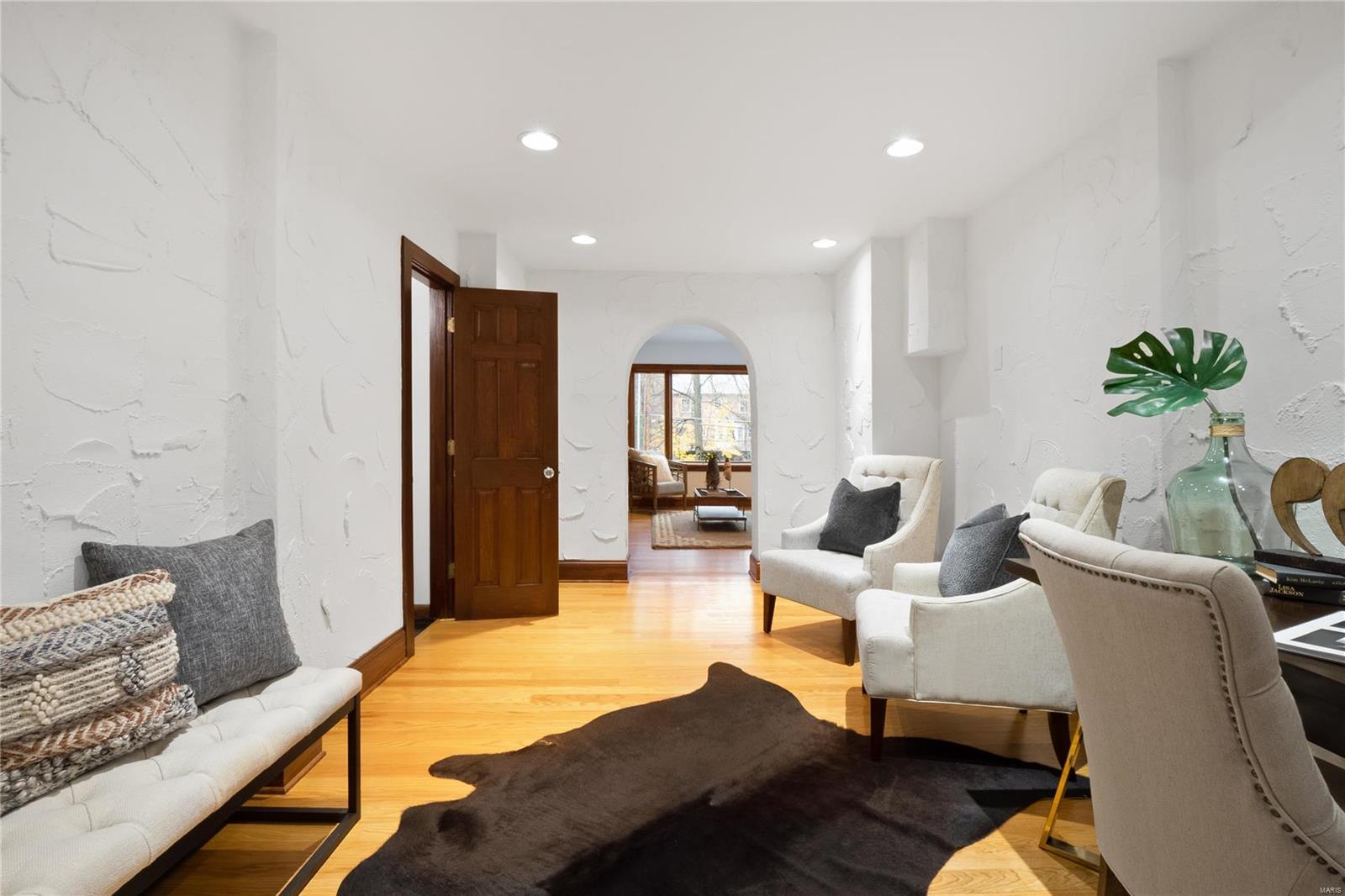 54 Broadview Drive Clayton, MO 63105 - Photo 18 of 38