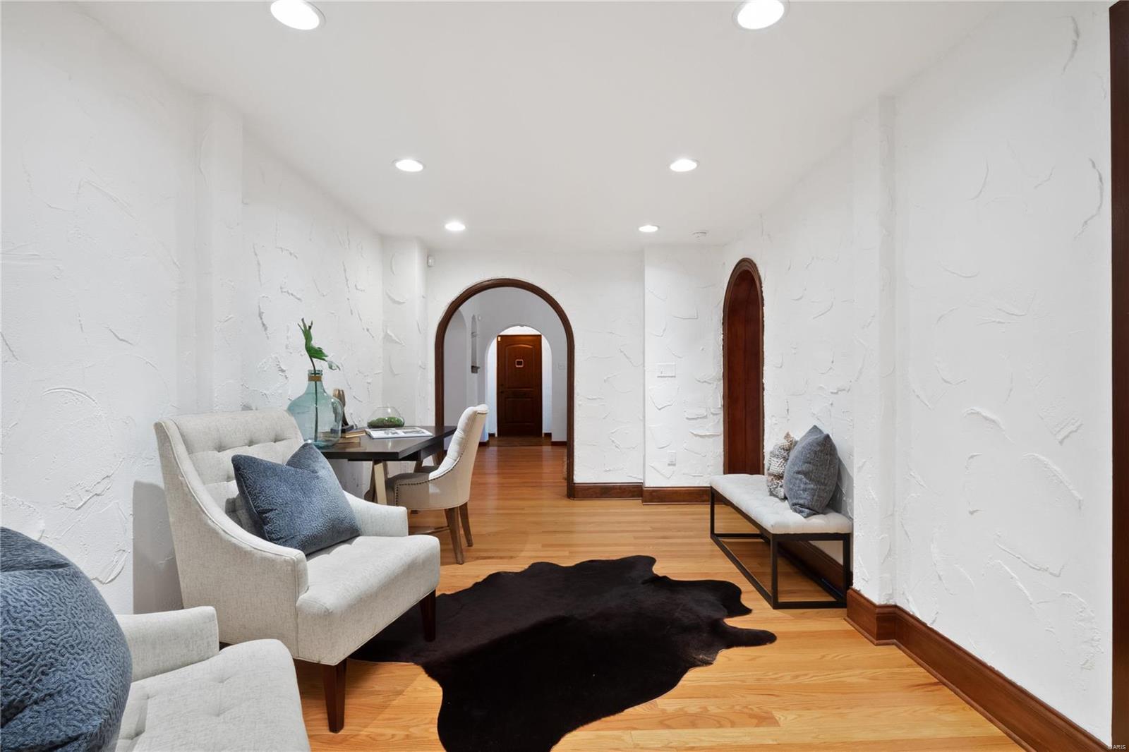 54 Broadview Drive Clayton, MO 63105 - Photo 19 of 38