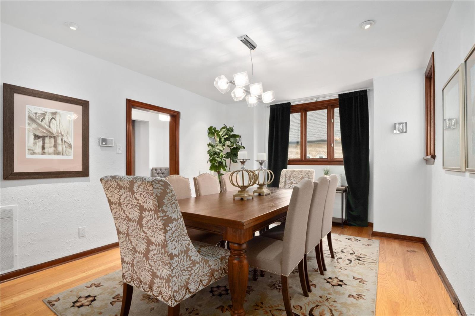 54 Broadview Drive Clayton, MO 63105 - Photo 9 of 38