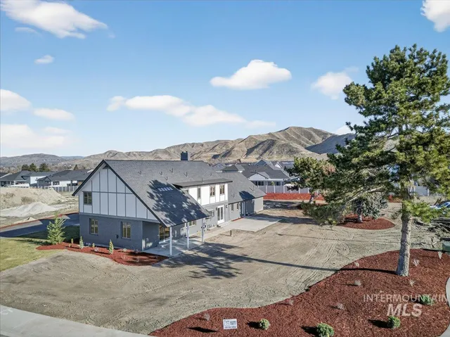 $635,000 | 1740 Castle Way, Emmett, ID 83617