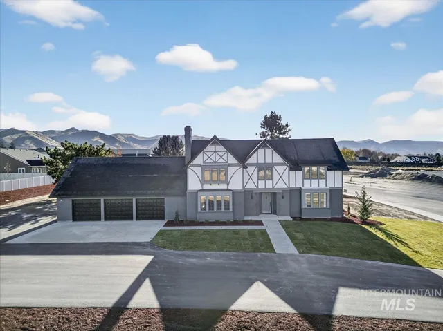 $635,000 | 1740 Castle Way, Emmett, ID 83617