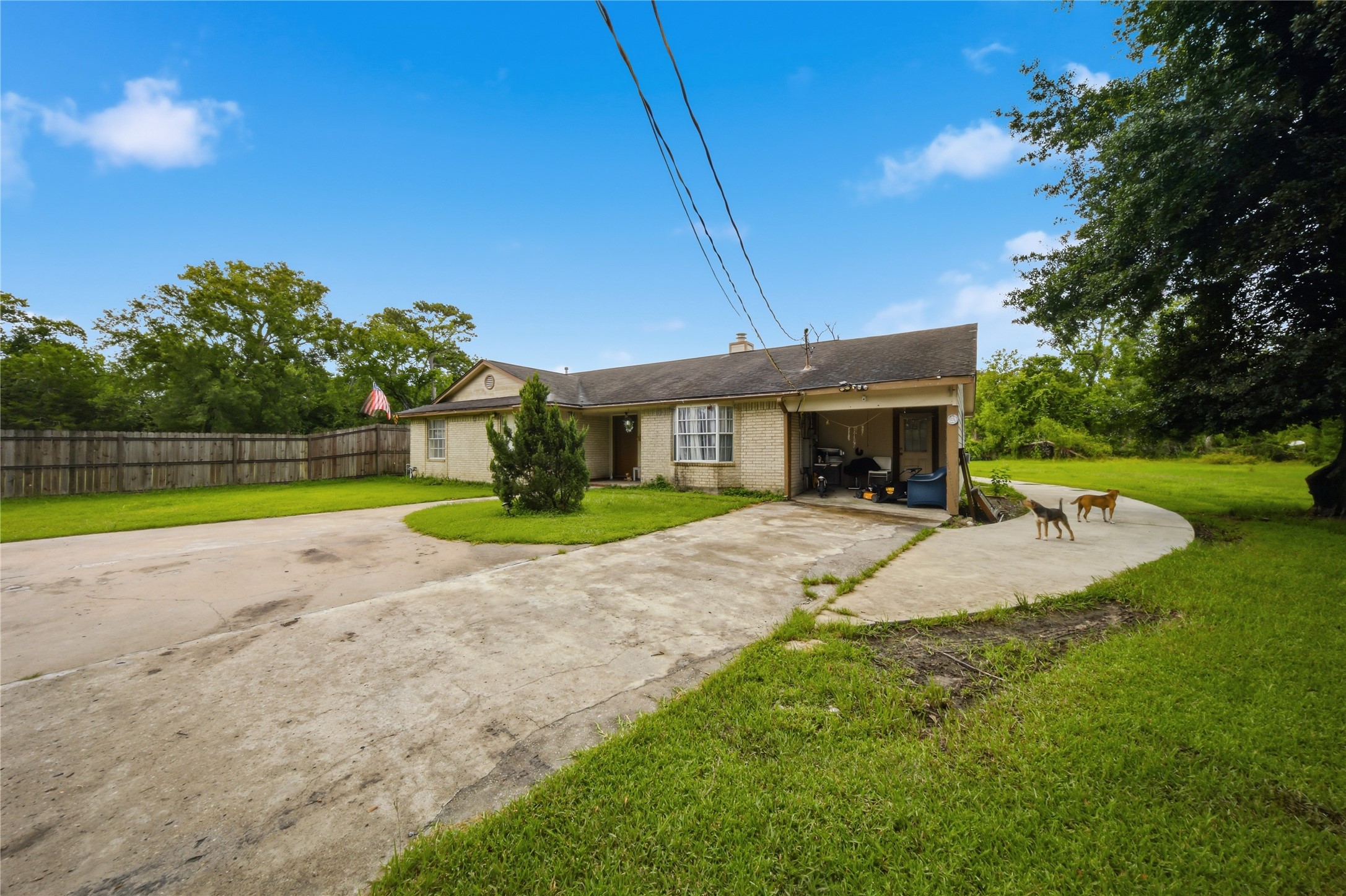 4606 Terrell Street Houston, TX 77093 - Photo 6 of 41