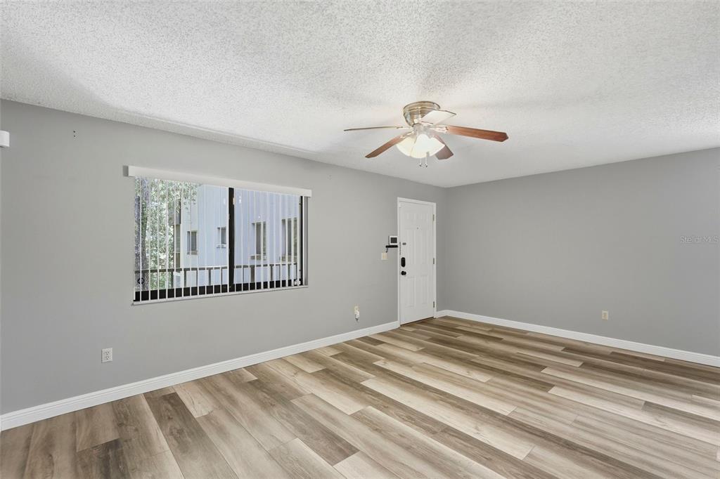 11709 Raintree Village Boulevard, Unit C Temple Terrace, FL 33617 - Photo 3 of 23