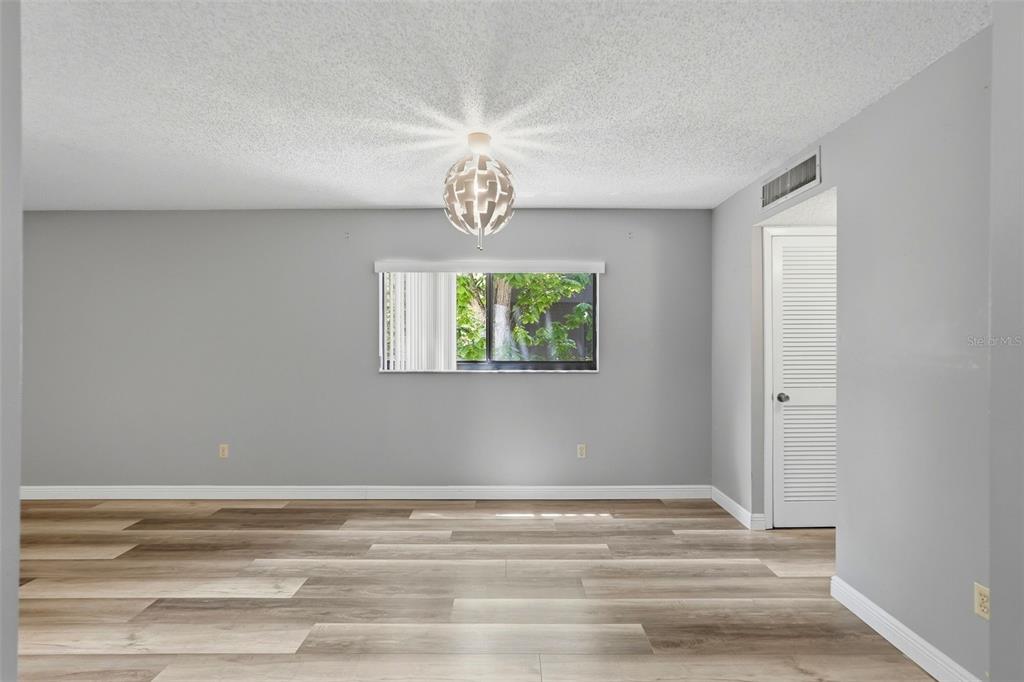 11709 Raintree Village Boulevard, Unit C Temple Terrace, FL 33617 - Photo 8 of 23