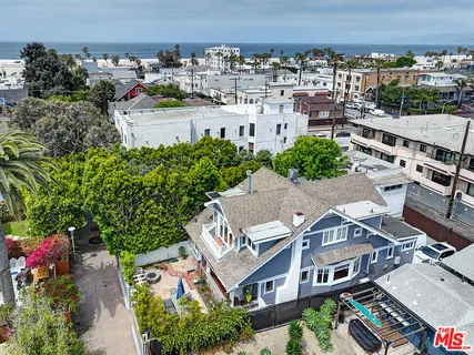 $2,499,000 | 111 Dudley Avenue, Venice, CA 90291