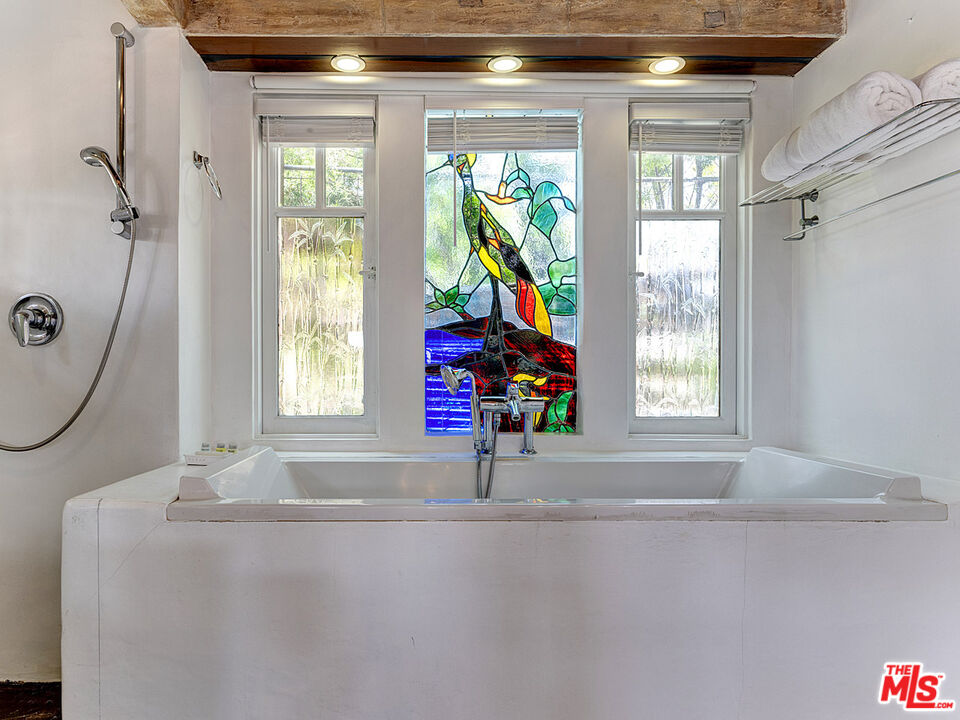 111 Dudley Avenue Venice, CA 90291 - Photo 23 of 33