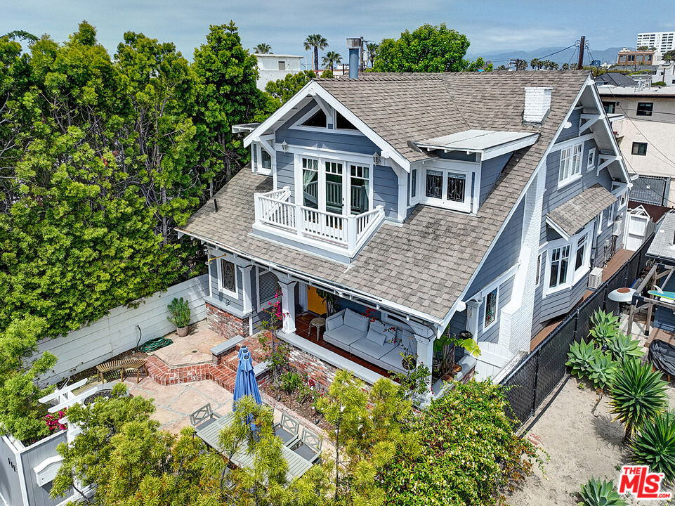 111 Dudley Avenue Venice, CA 90291 - Photo 32 of 33 an aerial view of a house with a yard and potted plants