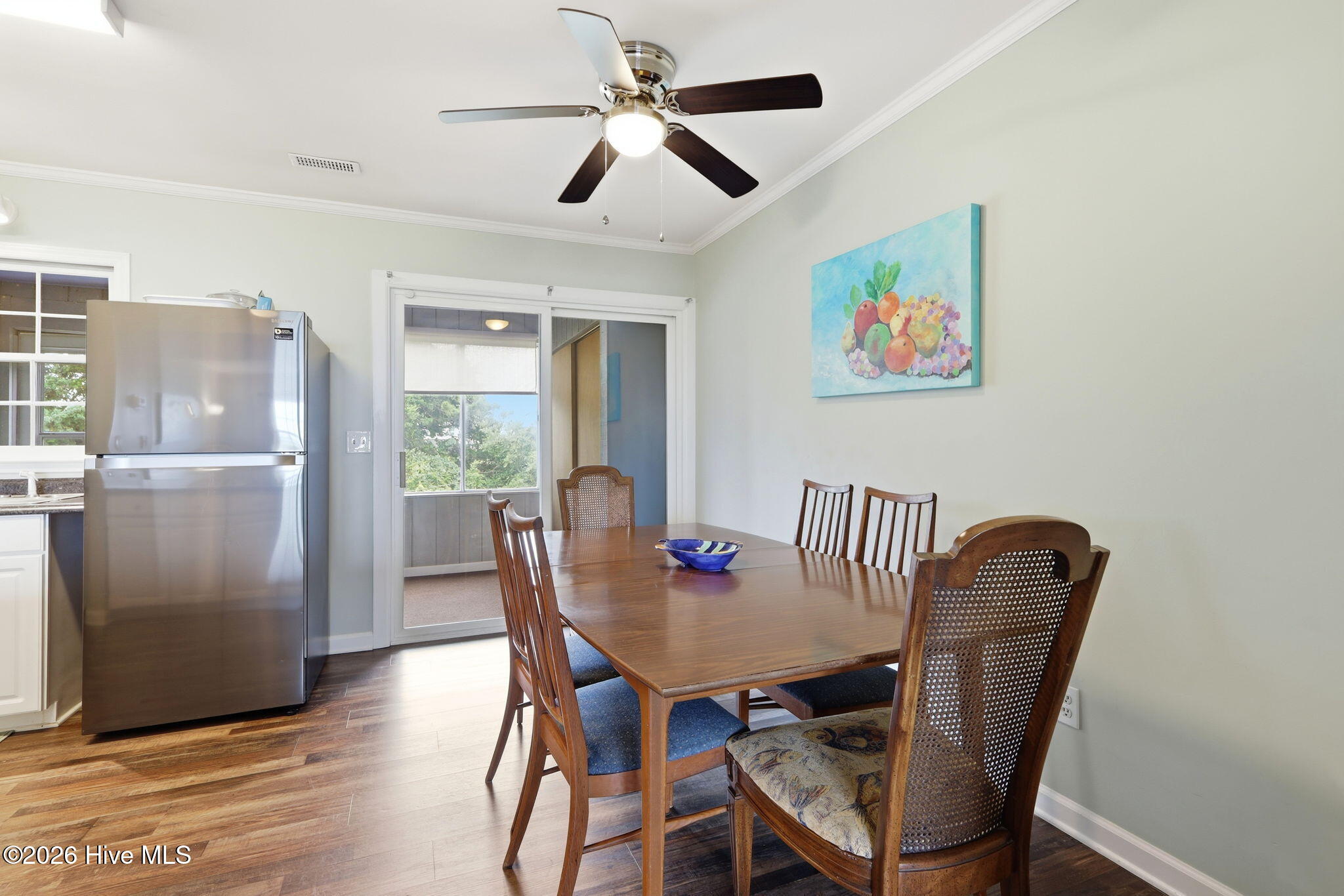 1116 East Fort Macon Road Atlantic Beach, NC 28512 - Photo 15 of 37 Eat in kitchen