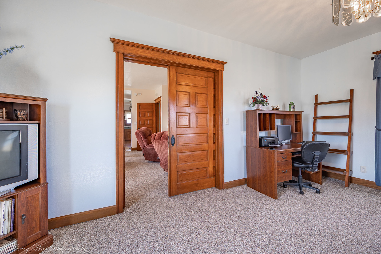 1137 Fisk Road Compton, IL 61318 - Photo 15 of 50 a view of a livingroom with workspace and a window