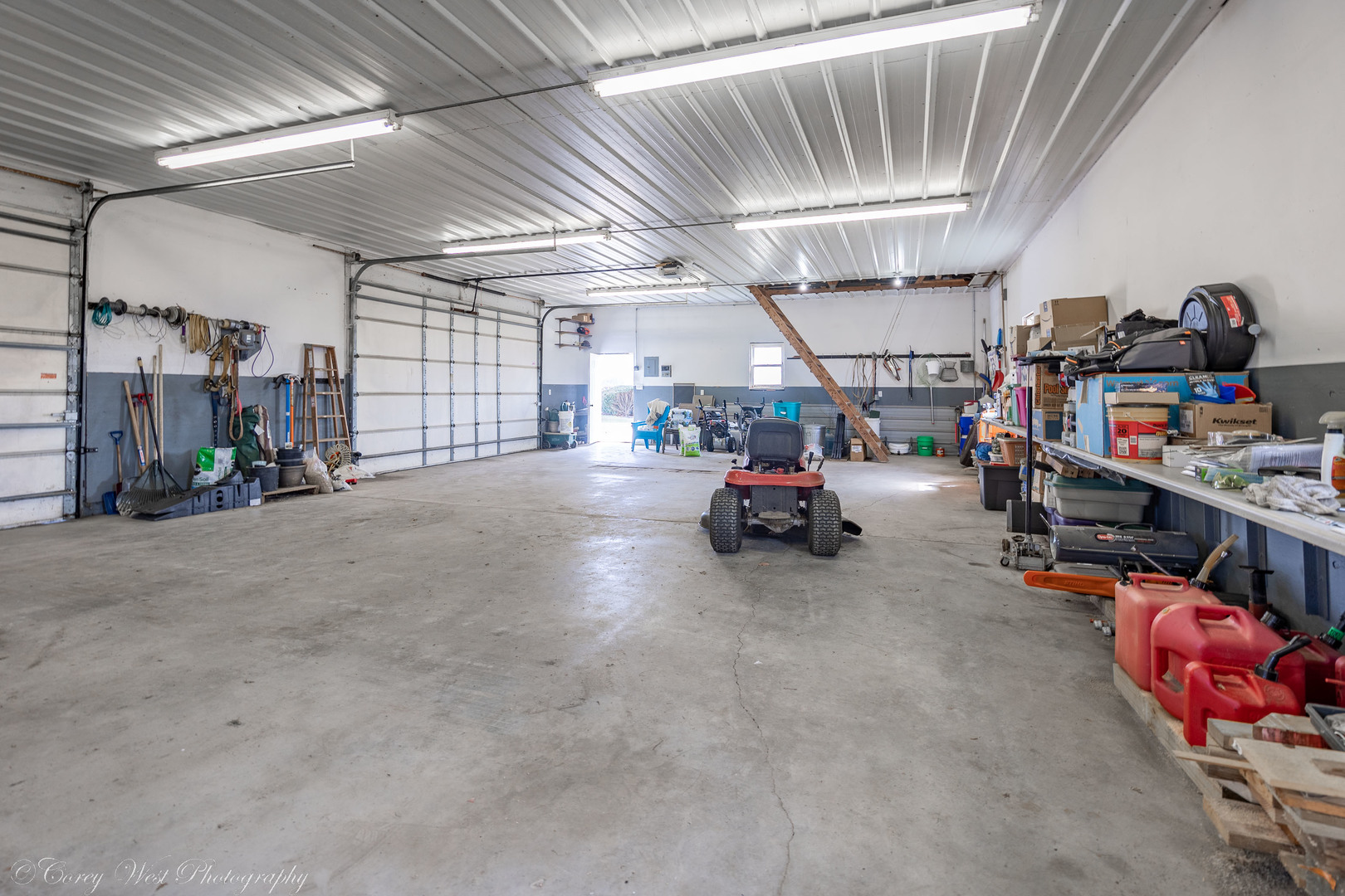 1137 Fisk Road Compton, IL 61318 - Photo 42 of 50 a view of parking garage with cars