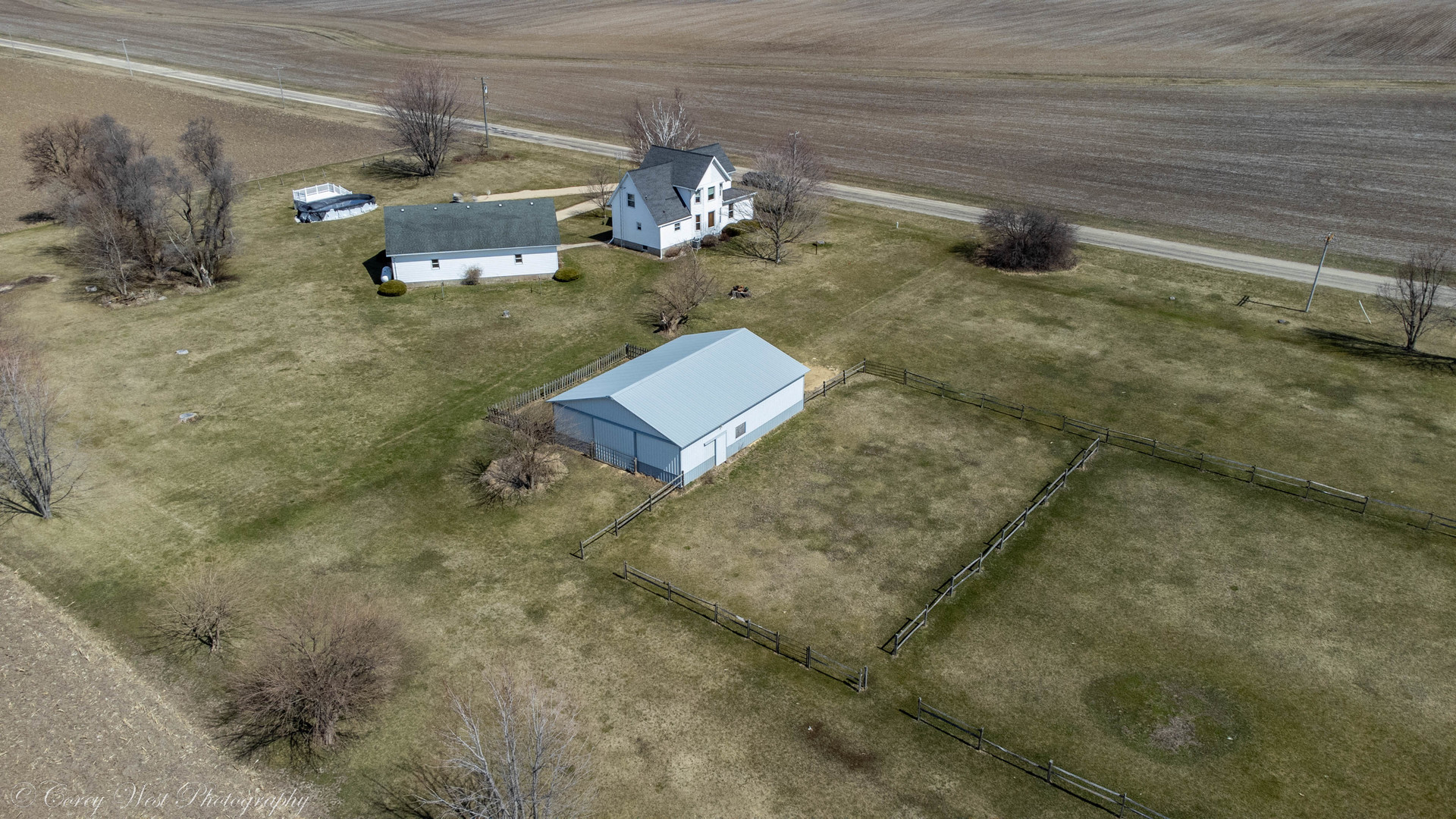 1137 Fisk Road Compton, IL 61318 - Photo 10 of 50 a view of water heater