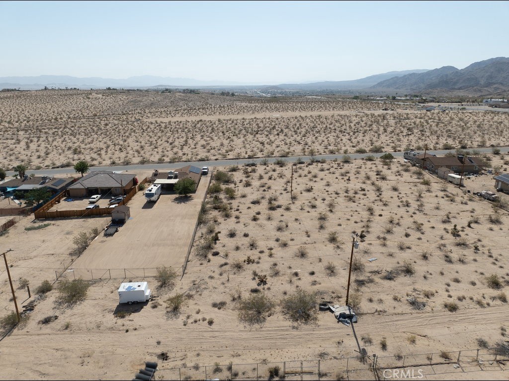 6378 Canyon Road Twentynine Palms, CA 92277 - Photo 6 of 17 a view of a terrace