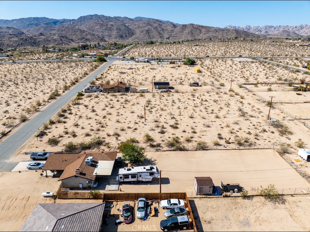 6378 Canyon Road Twentynine Palms, CA 92277 - Photo 7 of 17 a view of ocean with mountain