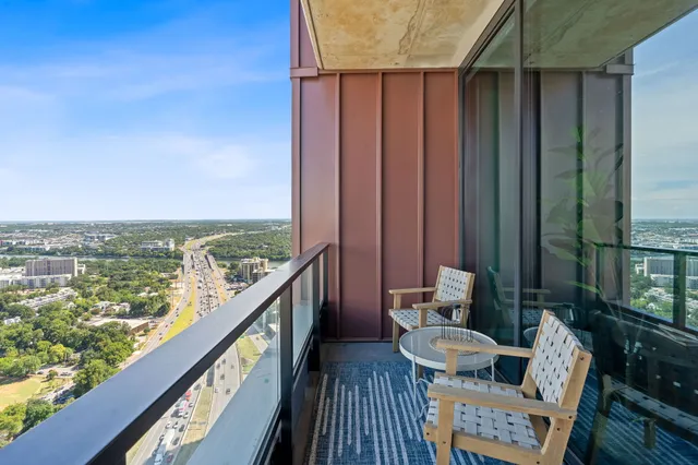 $639,000 | 84 East Avenue, Unit 2105, Austin, TX 78701