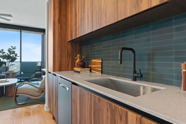 $639,000 | 84 East Avenue, Unit 2105, Austin, TX 78701