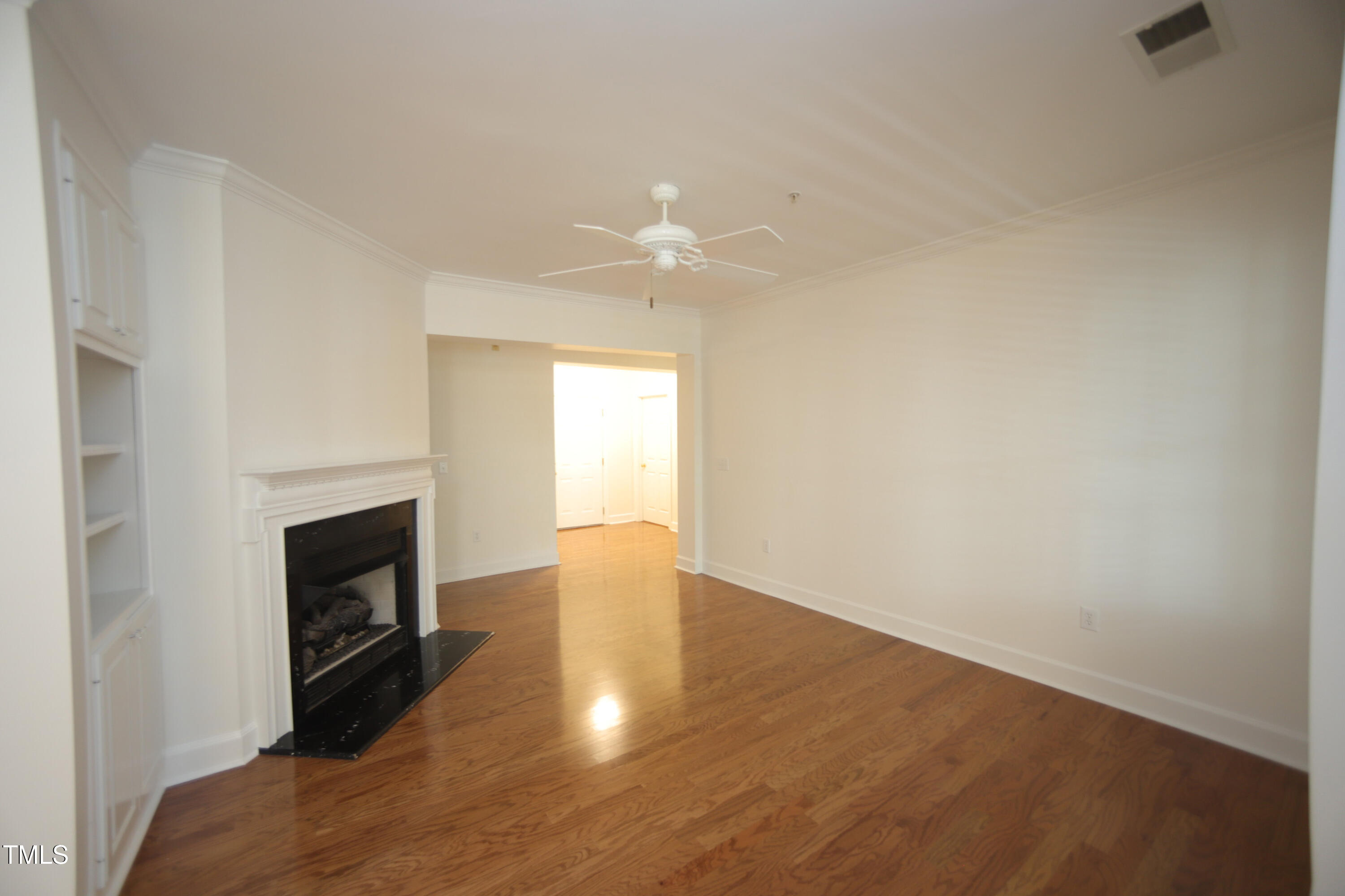 116 Northbrook Drive, Unit 105 Raleigh, NC 27609 - Photo 11 of 38 116 Northbrook Drive Unit 105I
