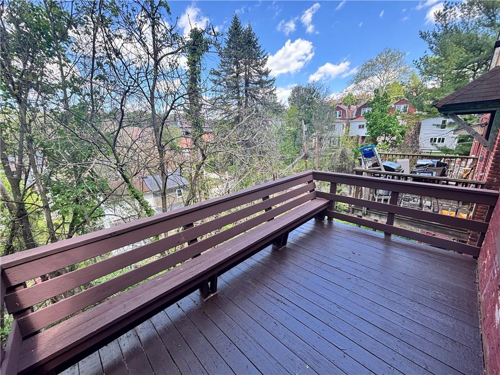 235 Arabella Street Pittsburgh, PA 15210 - Photo 11 of 28