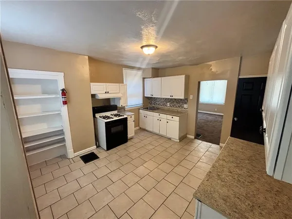 $1,050 | 235 Arabella Street, Pittsburgh, PA 15210