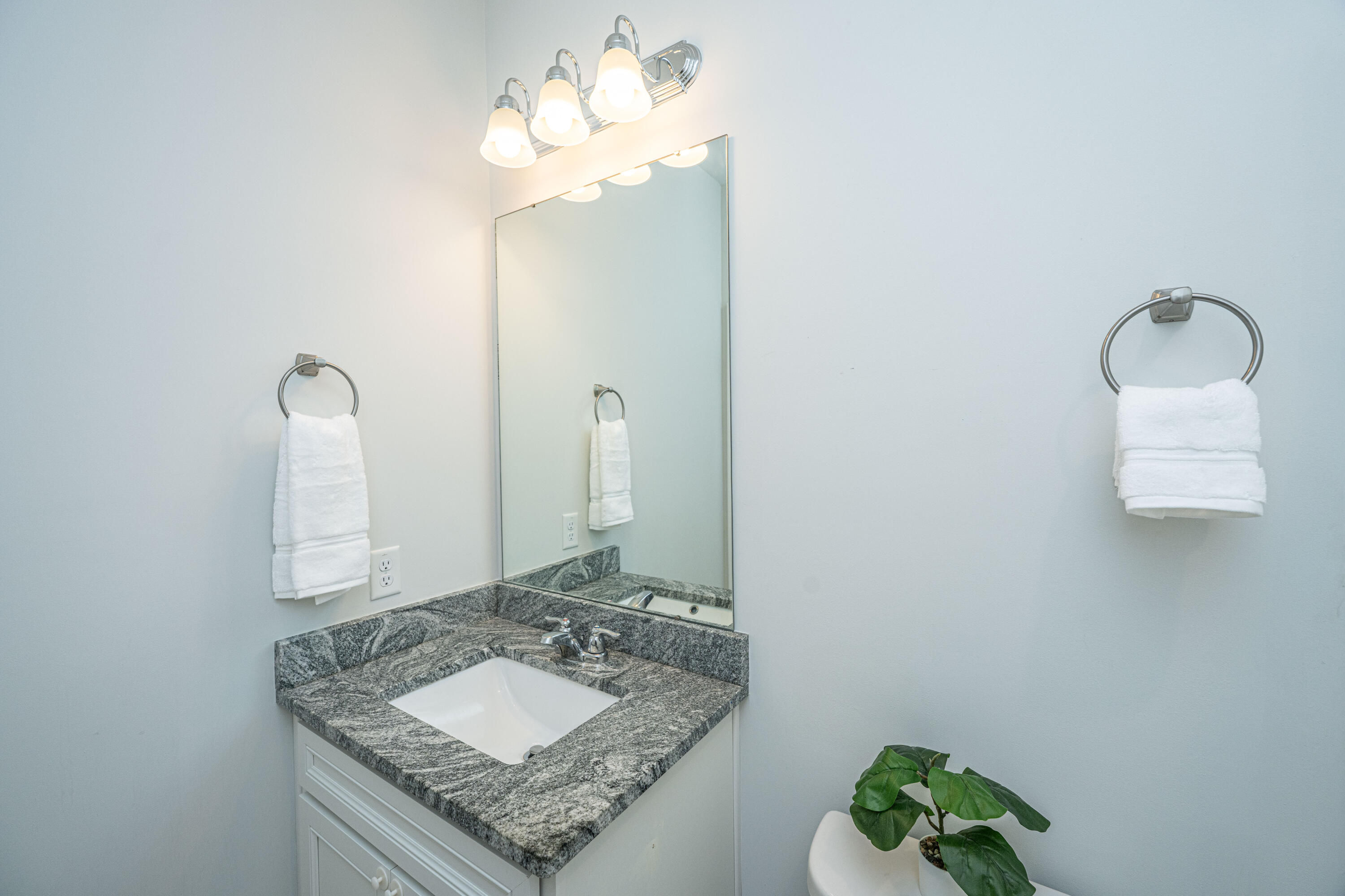 224 Hayworth Road Summerville, SC 29486 - Photo 20 of 49 224HayworthRdREDO029