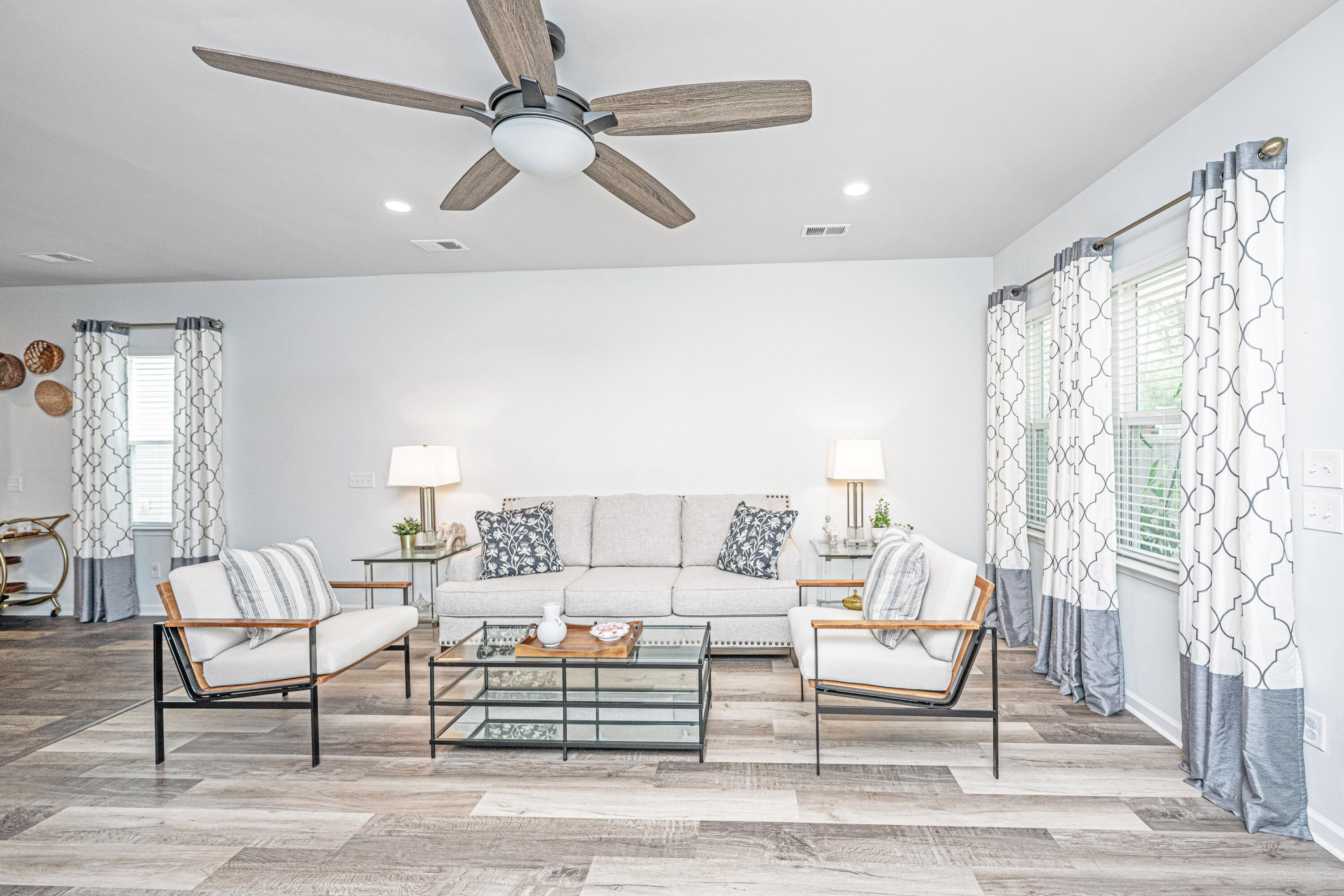 224 Hayworth Road Summerville, SC 29486 - Photo 10 of 49 224HayworthRdREDO017