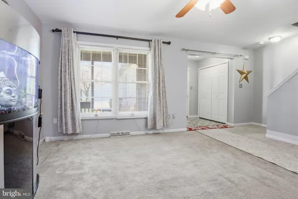 $225,900 | 109 Oak Crossing, Unit 109, Dallastown, PA 17313