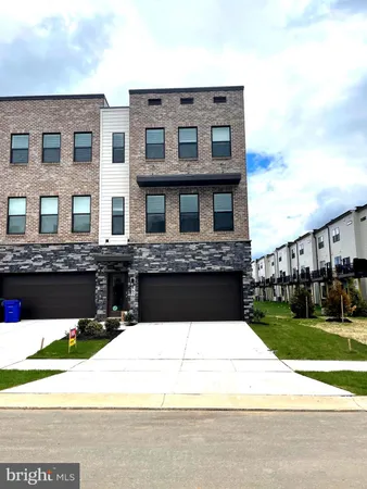 $3,295 | 462 Tiller Street, Frederick, MD 21701