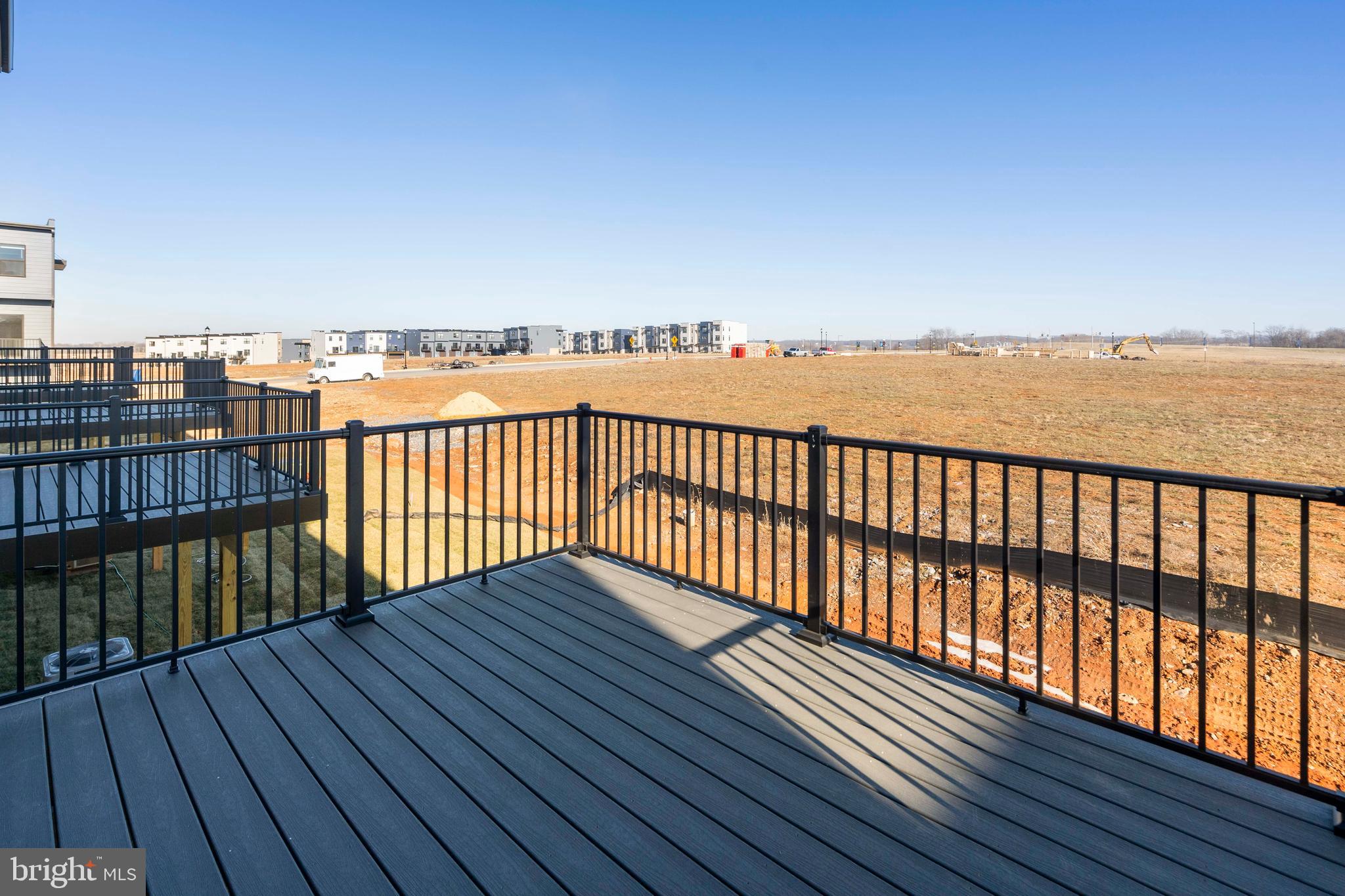 462 Tiller Street Frederick, MD 21701 - Photo 33 of 34 Trex Deck