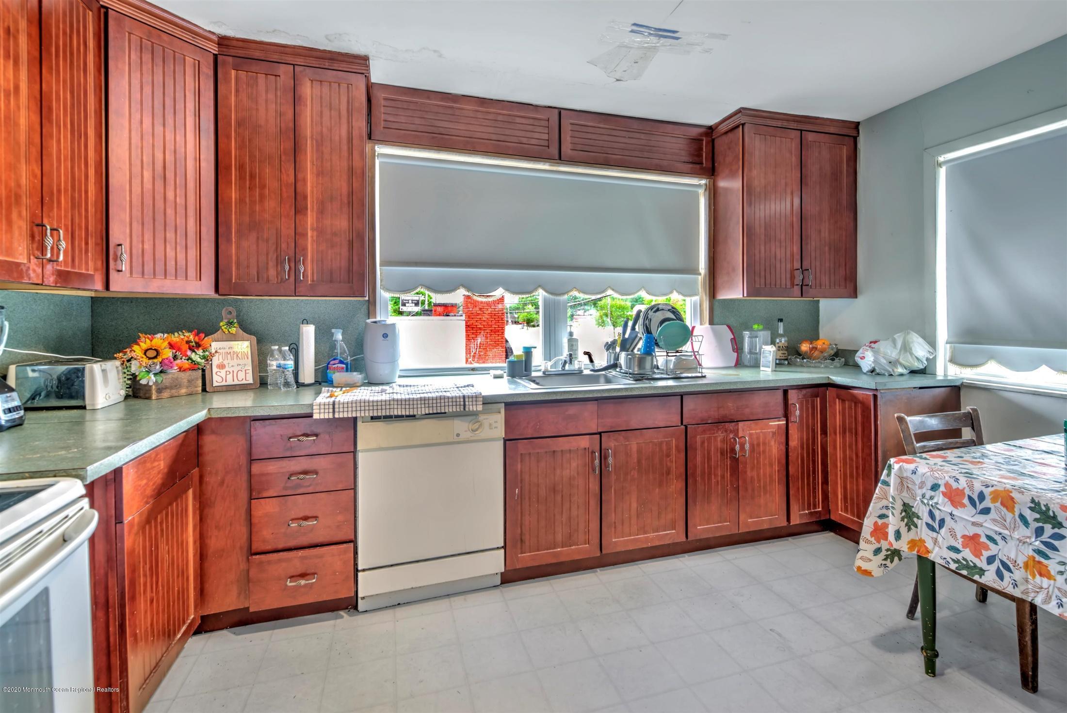 9 Us Howell, NJ 07731 - Photo 21 of 30 21-RESIDENTIAL APARTMENT