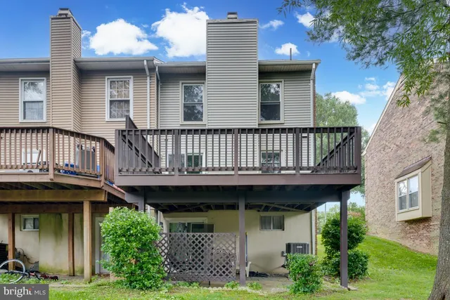 $2,800 | 14010 Daleshire Way, Unit 1, Burtonsville, MD 20866